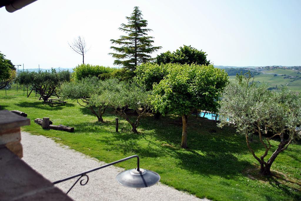 Agriturismo Oasi Belvedere Monte San Pietrangeli Kültér fotó